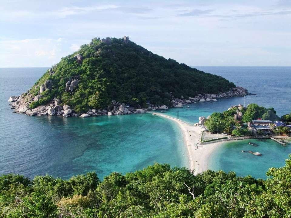 16名在泰中国人被捕！曼谷辉煌区某非法「按摩院」被查！